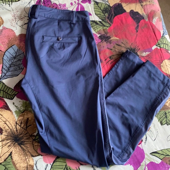 Lululemon Here To There Pant - Picture 5 of 11